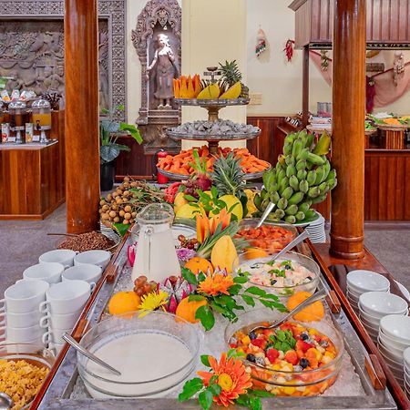 Hotel Somadevi Angkor Resort & Spa Sziemreap Kültér fotó