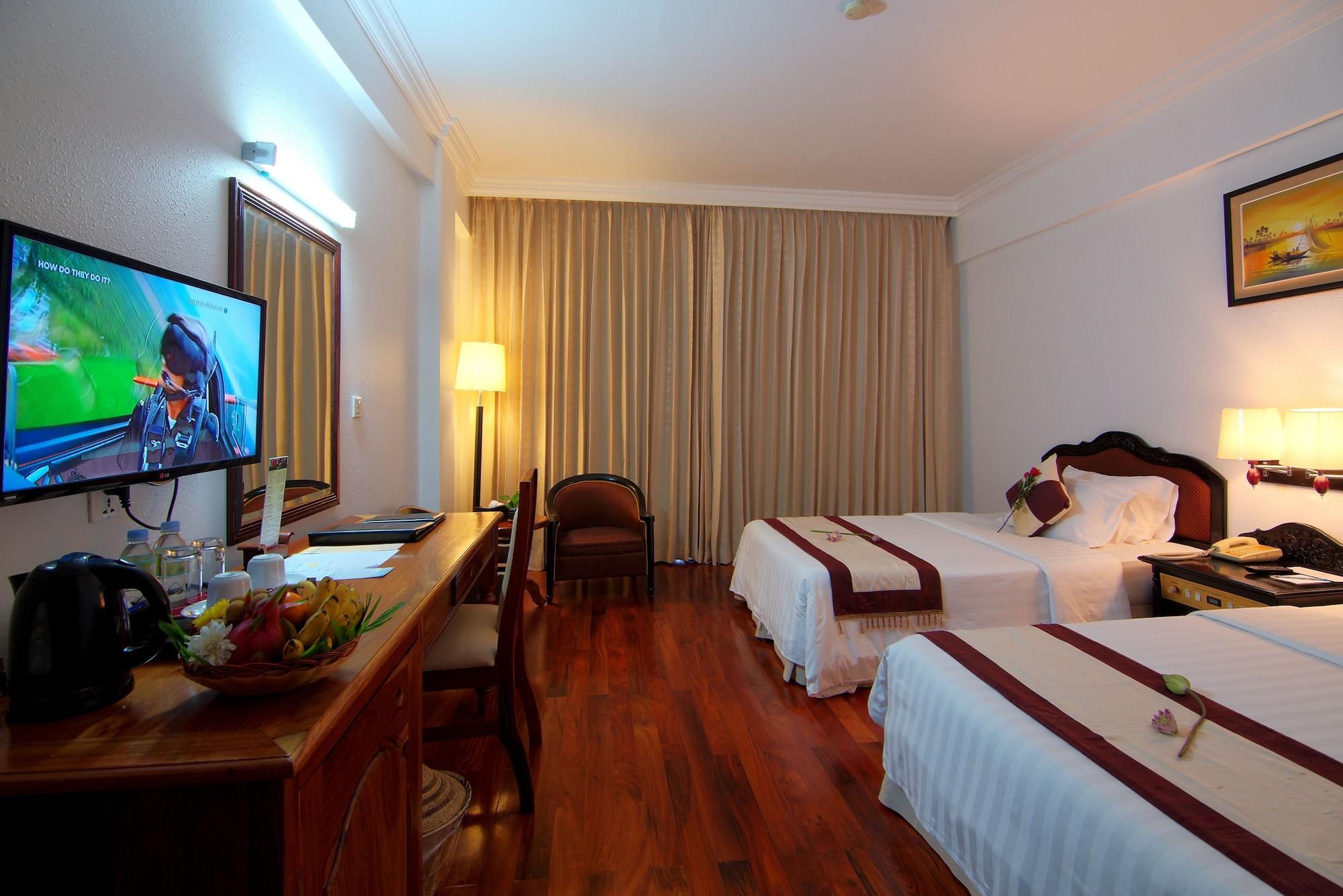 Hotel Somadevi Angkor Resort & Spa Sziemreap Kültér fotó