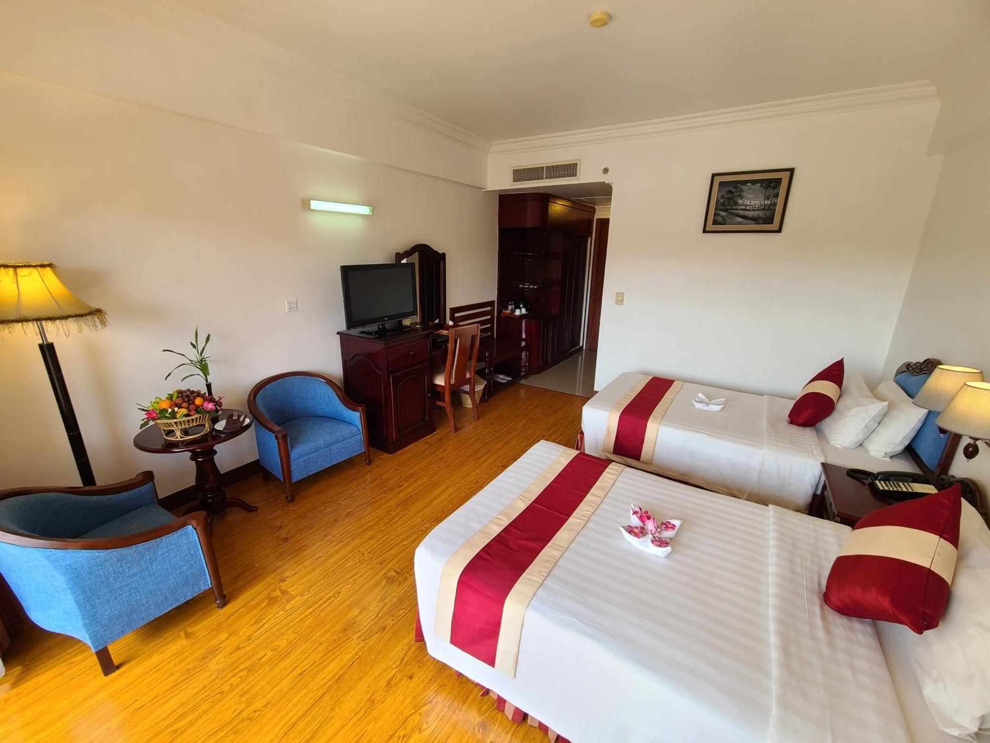 Hotel Somadevi Angkor Resort & Spa Sziemreap Kültér fotó