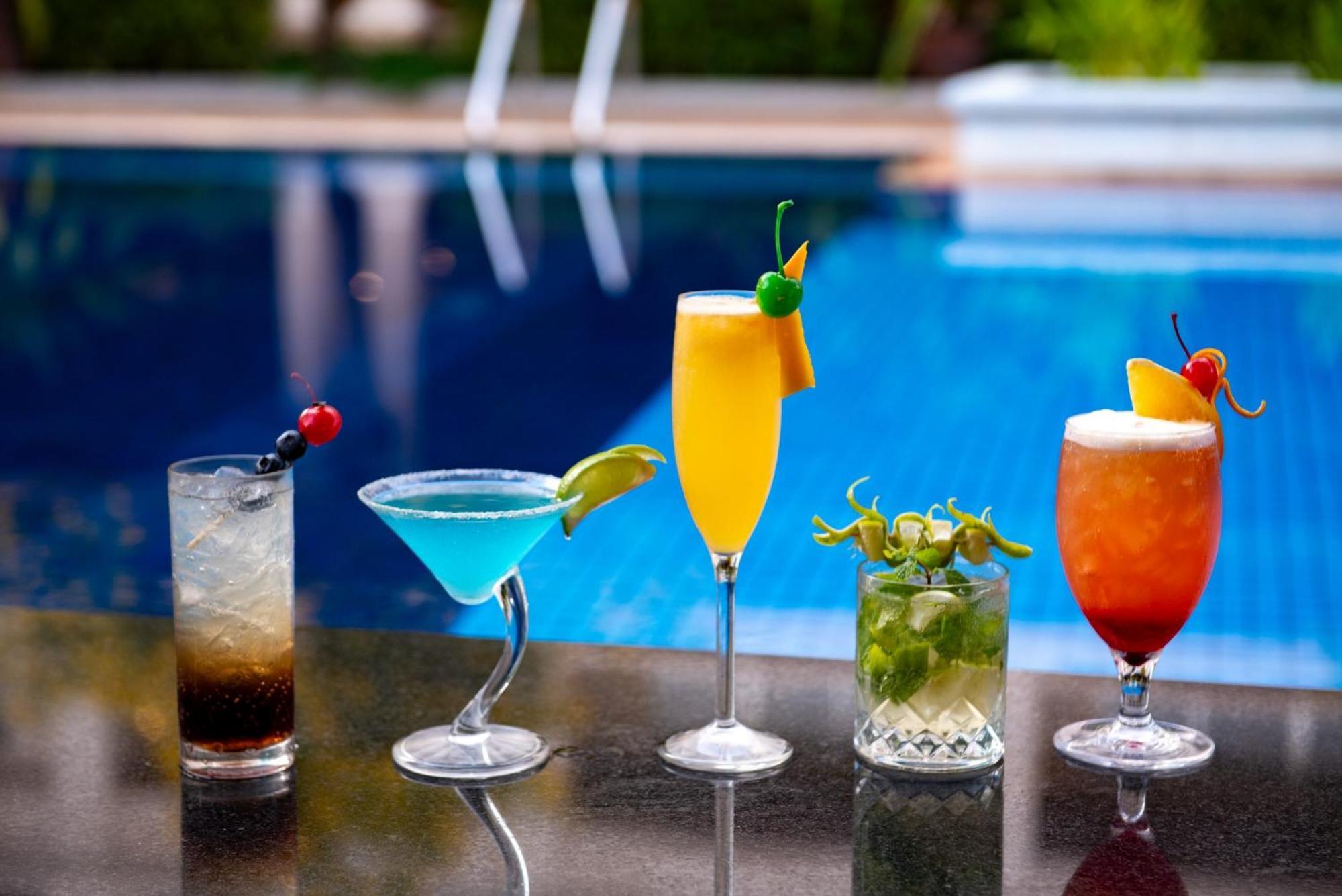 Hotel Somadevi Angkor Resort & Spa Sziemreap Kültér fotó