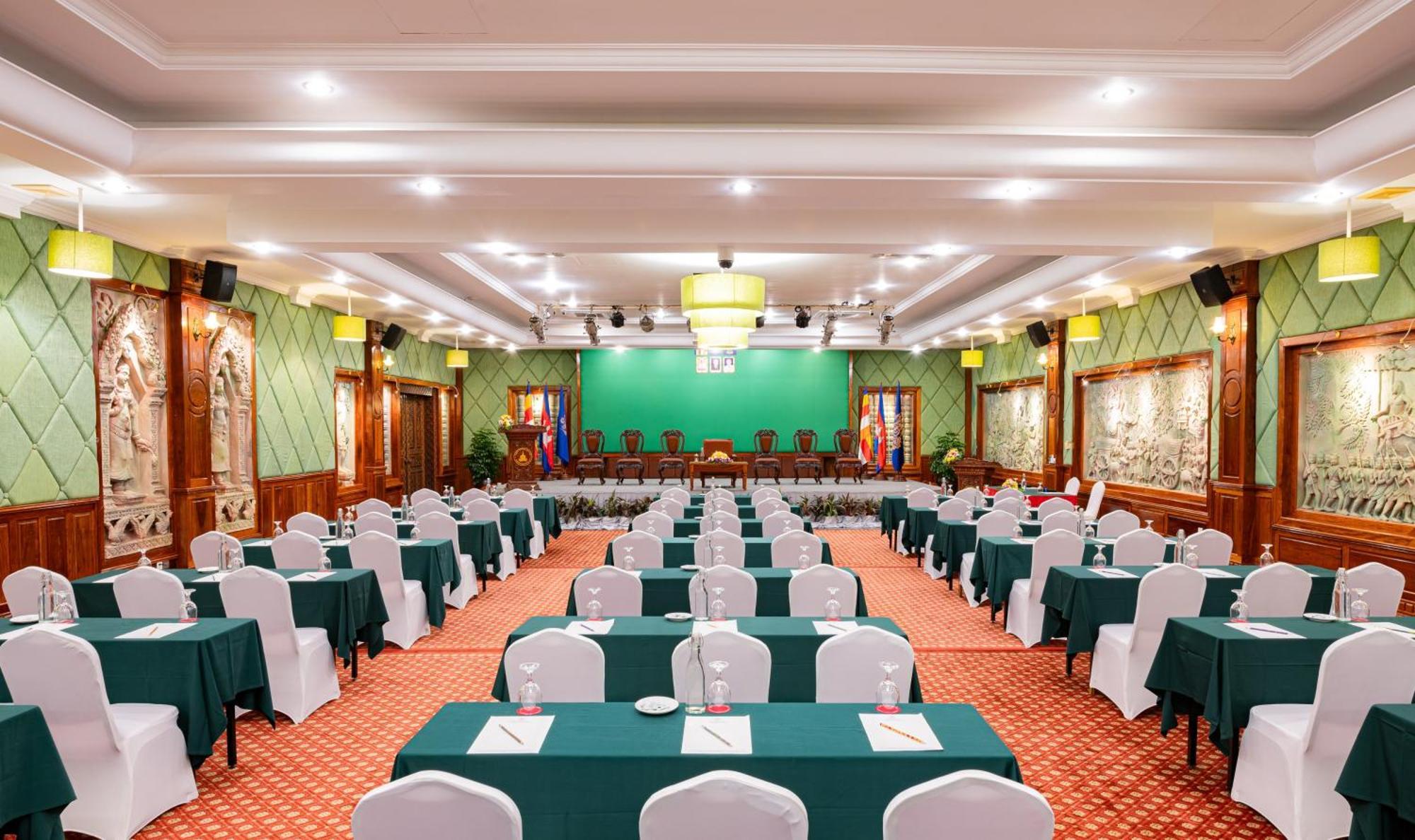 Hotel Somadevi Angkor Resort & Spa Sziemreap Kültér fotó