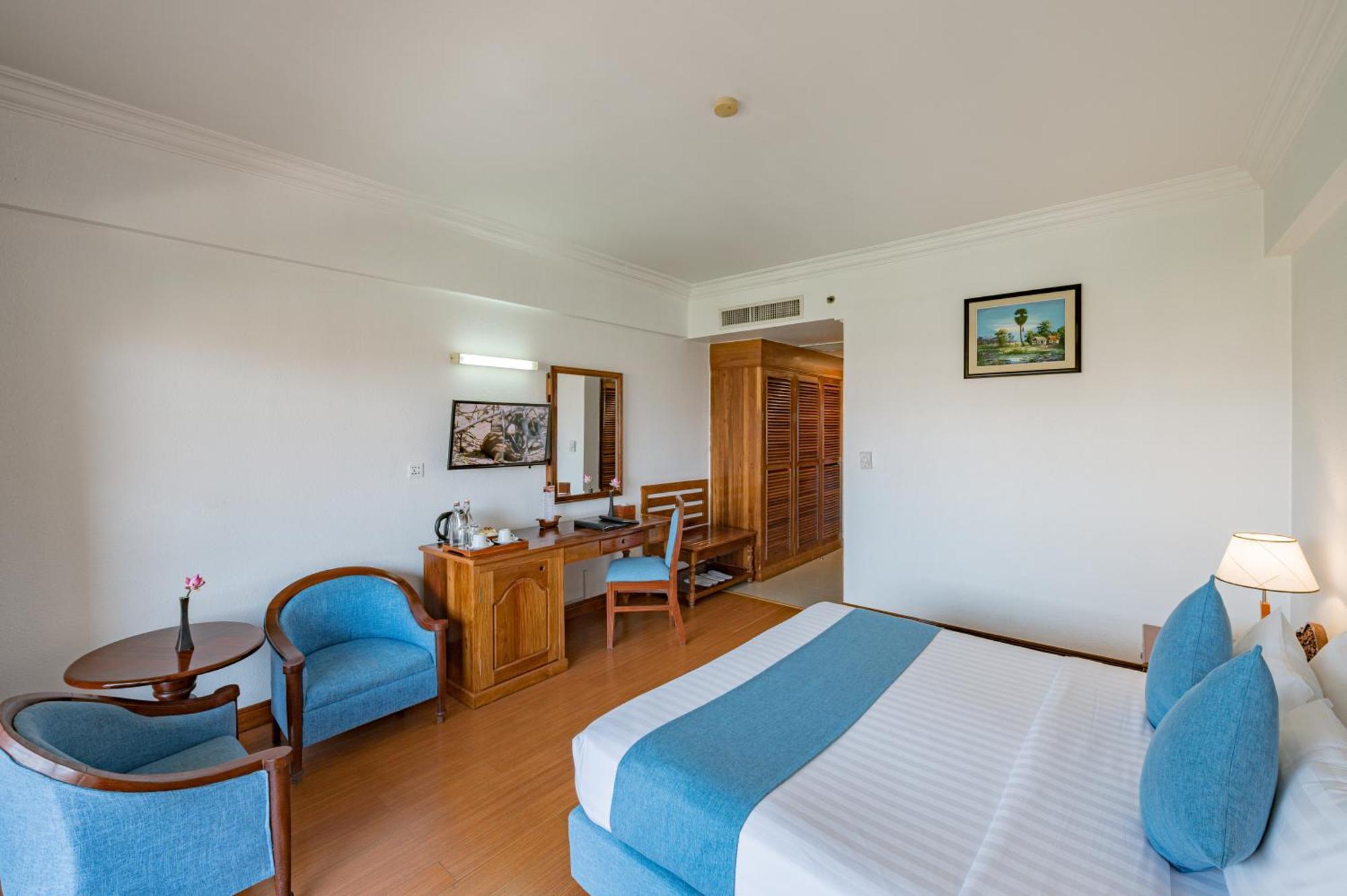 Hotel Somadevi Angkor Resort & Spa Sziemreap Kültér fotó