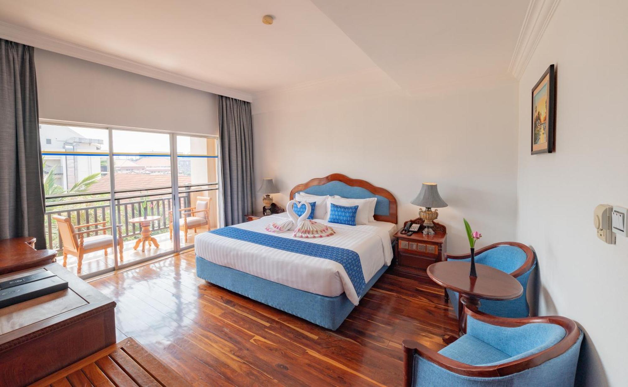 Hotel Somadevi Angkor Resort & Spa Sziemreap Kültér fotó
