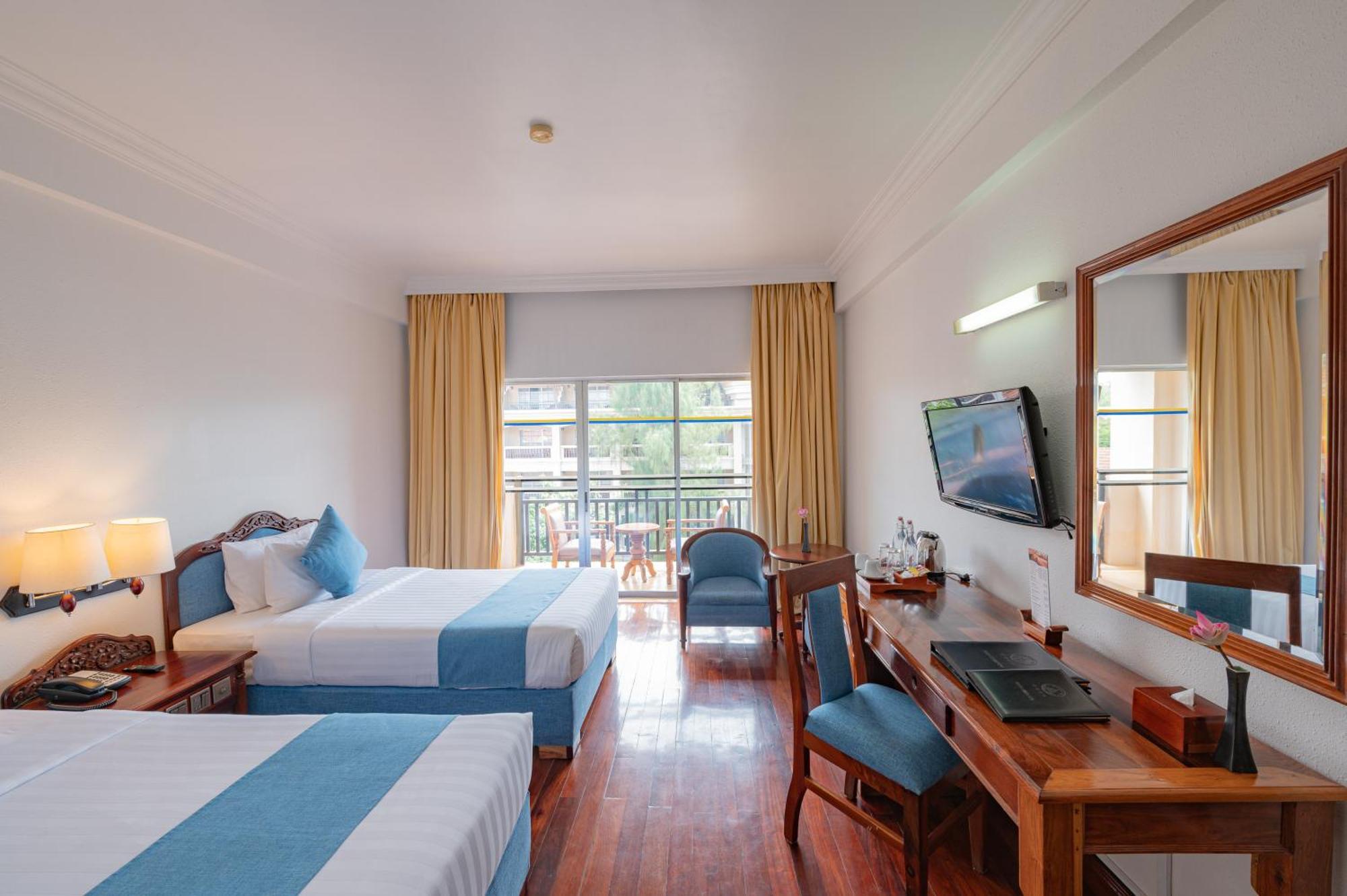 Hotel Somadevi Angkor Resort & Spa Sziemreap Kültér fotó