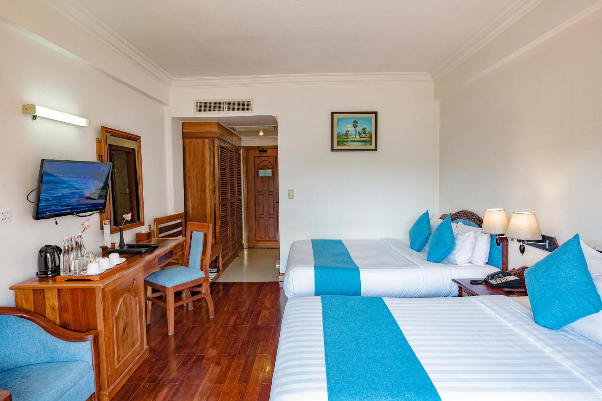 Hotel Somadevi Angkor Resort & Spa Sziemreap Kültér fotó