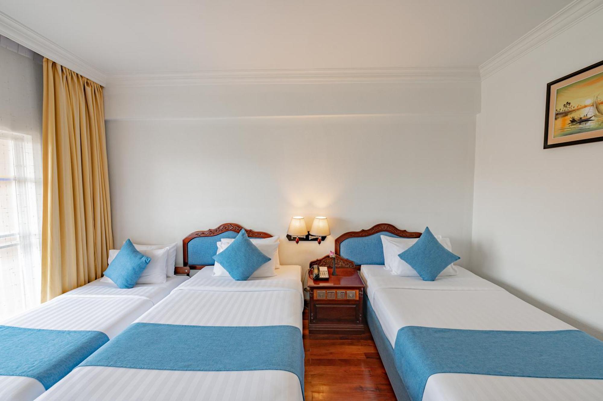 Hotel Somadevi Angkor Resort & Spa Sziemreap Kültér fotó