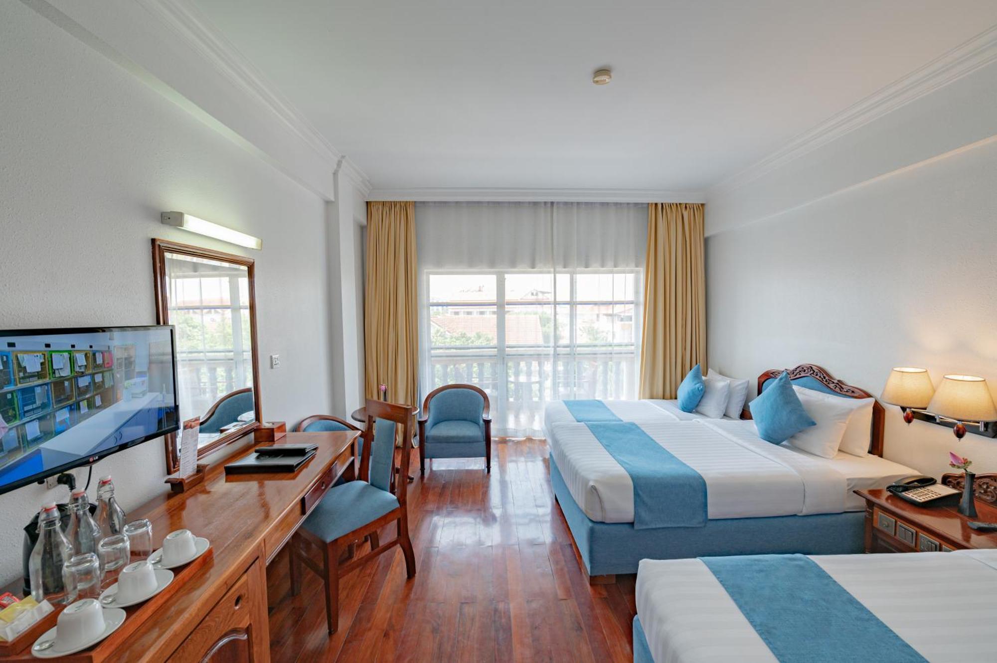 Hotel Somadevi Angkor Resort & Spa Sziemreap Kültér fotó